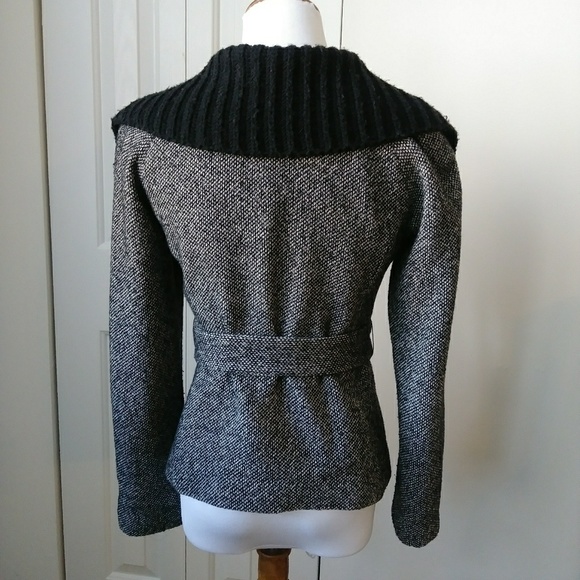 Lightweight wide collar black & grey jacket - Picture 5 of 7